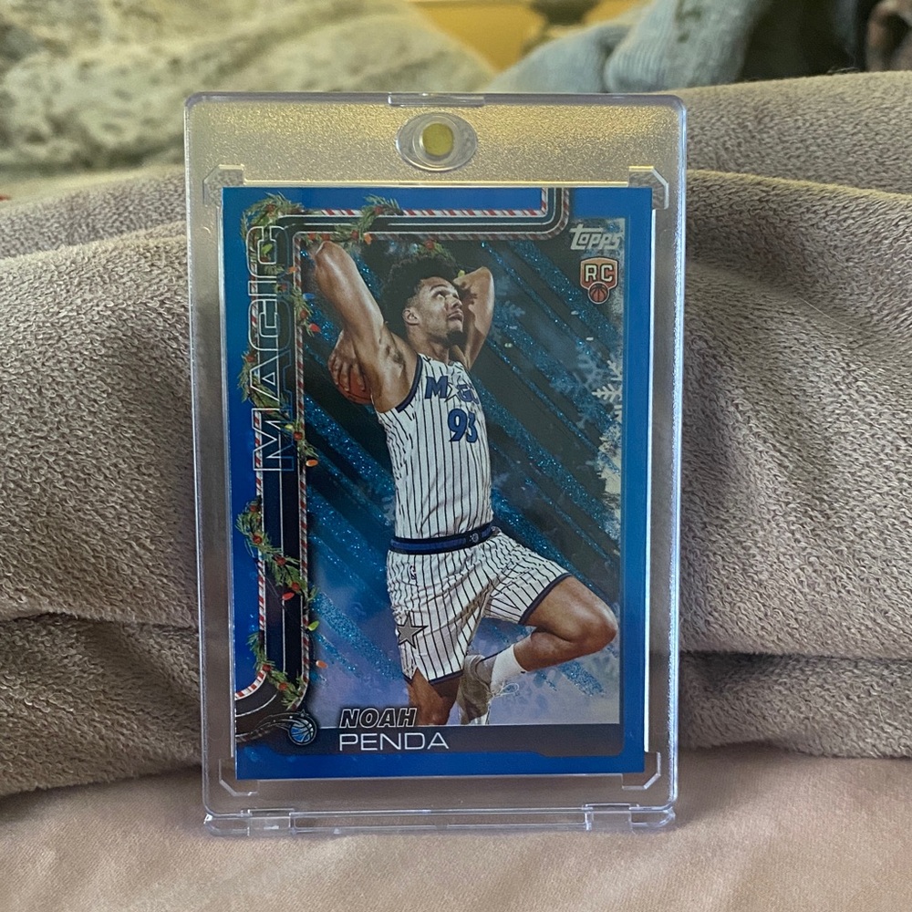 2025 Topps Holiday Basketball Noah Penda Rookie Blue Glitter Short Print!!